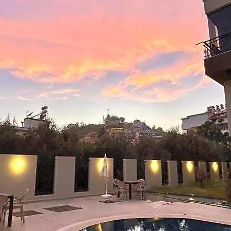 Muzdeniz Life Otel 5*